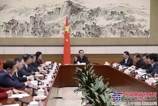 三一重工董事长梁稳根参加李克强总理经济形势座谈会
