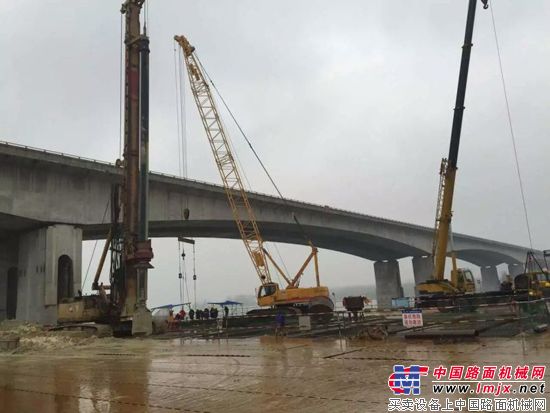 中国中车TR400II 在汉江特大桥建设中再次刷新大型桥梁桩成孔纪录
