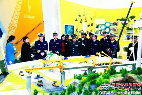 “徐州舰”官兵盛赞第二家乡企业徐工发展成就