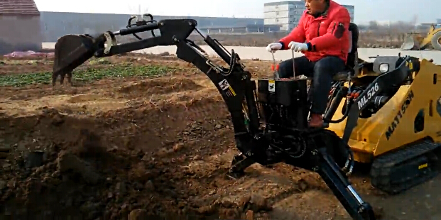 新式小挖臂微型装载机挖掘机挖掘臂装载机