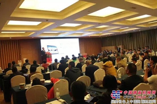现场签约超600万，徐工“路之家”春风吹进巴蜀大地
