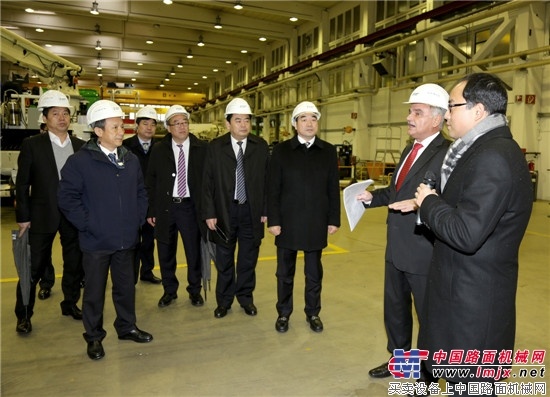 徐州市领导考察施维英公司盛赞徐工企业发展变化