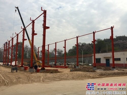 “ABG维修再制造中心”落户陕建机械建设钢构