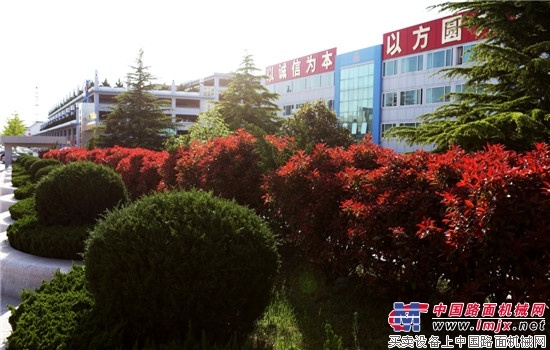 精心绿化，让方圆美景如画
