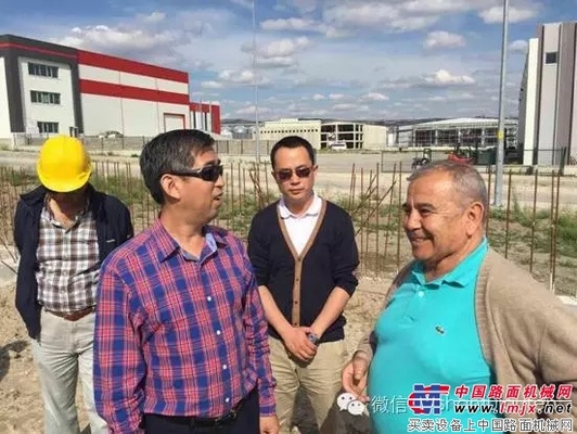 山推进出口公司程兆鸿董事长赴土耳其进行市场调研