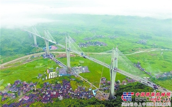 汝郴高速赤石特大桥顺利合龙 预计10月建成通车