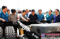 中國重汽王善坡到福建海西汽車公司調研指導工作
