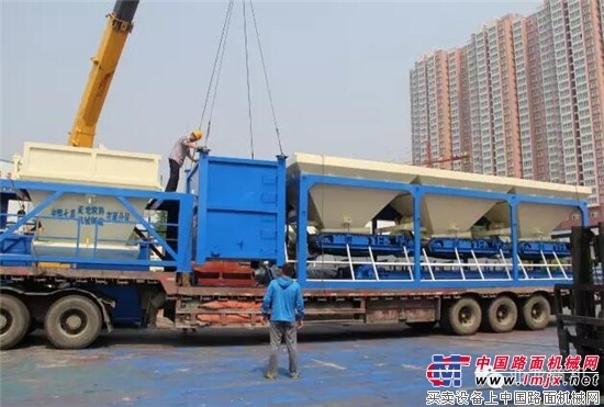 亚龙筑机服务“一带一路”重点工程 巴基斯坦PKM高速公路项目