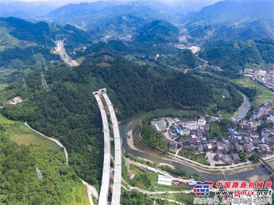 广西：桂三高速公路建设项目稳步推进