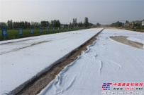 中建市政邳州271项目水稳下基层试验段试铺成功