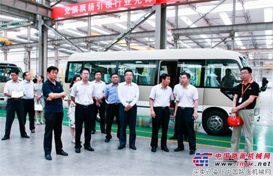 省商务厅领导到英轩重工调研