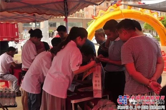 华菱星马斩获订单43台 江西高安客户真给力！