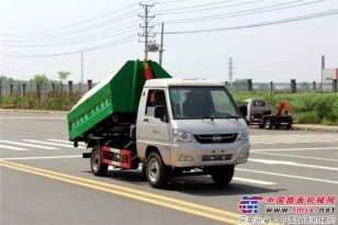 凱馬國五小型拉臂式垃圾車\\KMC5030環衛用勾臂式垃圾車