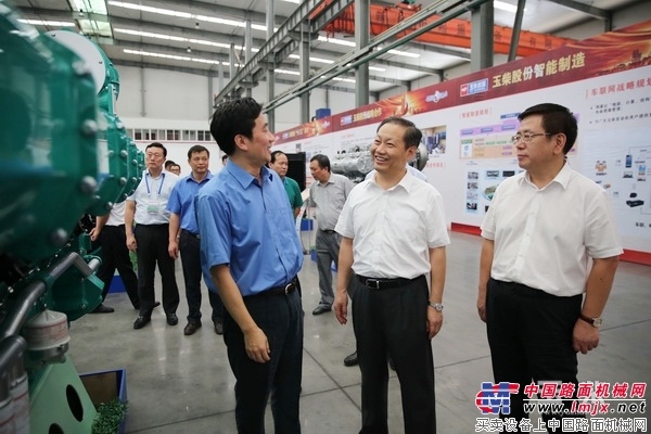 自治区党委书记彭清华鼓励玉柴加快转型升级