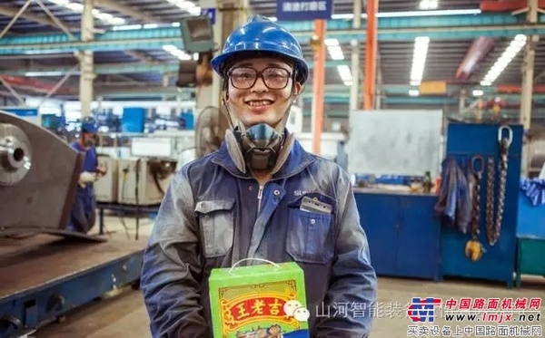 我们有清凉做伴，高温也能潇潇洒洒