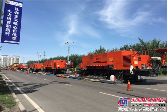 英达助力Z902玛纳斯公路，“花儿昌吉”绚烂绽放
