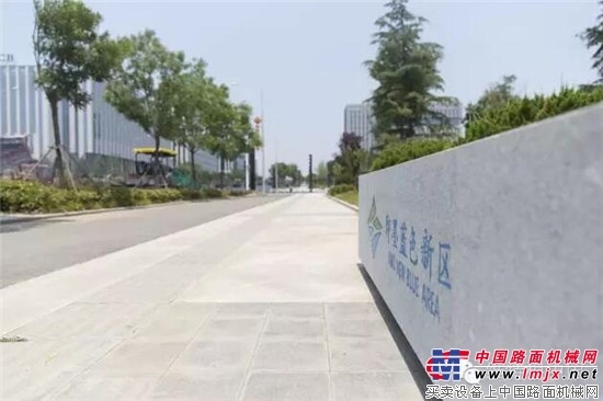 福格勒超級1880 L 在青島即墨新區道路攤鋪工程中的應用