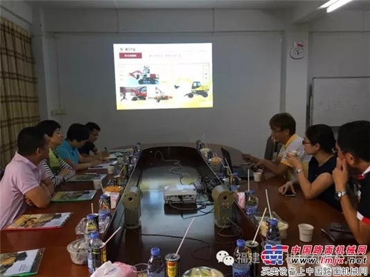 团中央统战部调研组一行领导莅临晋工机械调研