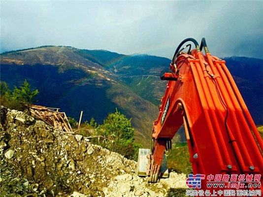 与众不同的美景——斗山“在路上”公益摄影大赛火热进行中