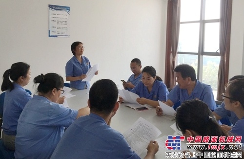 陕建机械召开责任成本管理座谈会