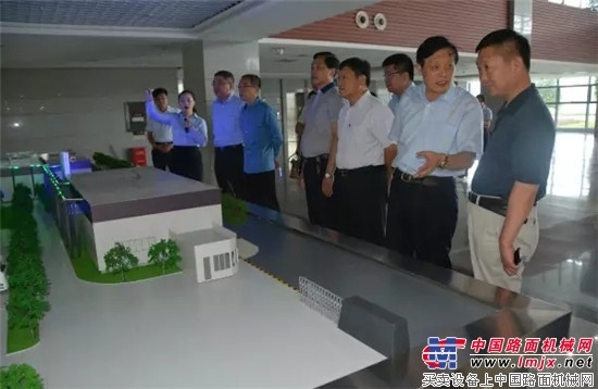 安徽亳州市领导考察中联重科环境产业集团
