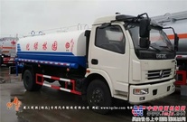 国五东风多利卡洒水车