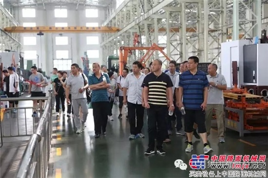 方圆集团工业旅游获游客激情点赞