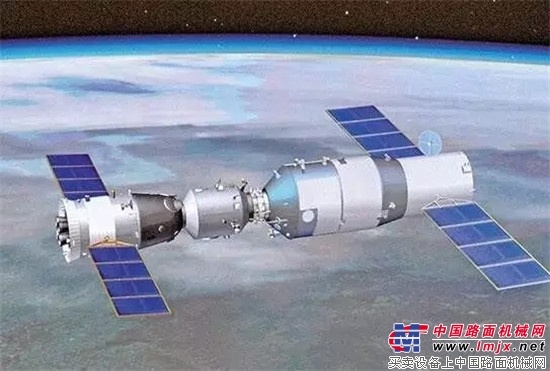 扶摇直上九万里  华菱星马祝贺天宫二号中秋之夜发射成功！