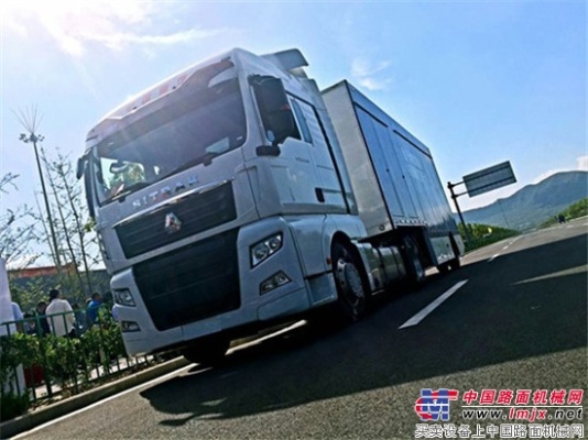 中國重汽：國內首款智能卡車正式發布