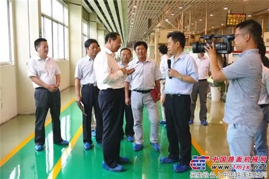 马鞍山市人民政府市长左俊走进华菱星马参观调研