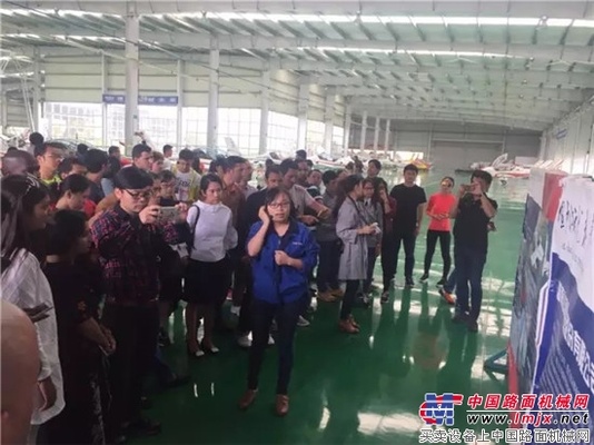 “感知中国，绚丽潇湘”近百名高校留学生参观山河科技