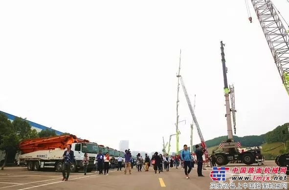 叹为观止！中联重科湖南装备制造震撼九国主流媒体