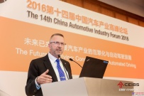 沃爾沃集團中國區總裁克勞斯受邀出席中歐2016第十四屆中國汽車產業高峰論壇