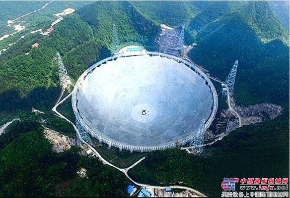 山推建友助力“天眼”工程建设