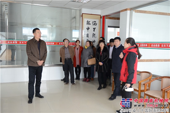 中国人民银行海阳支行干部职工参观方圆集团