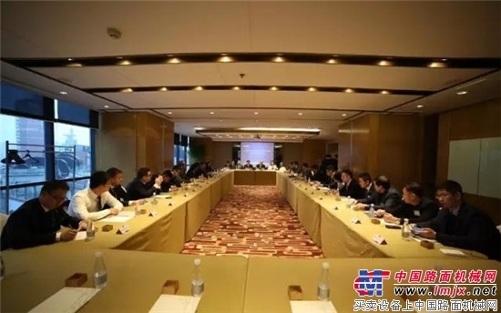 2016徐工全球经销商会议在上海盛大召开
