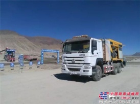 中交西筑MS9B稀浆封层车服务西藏日喀则公路施工项目