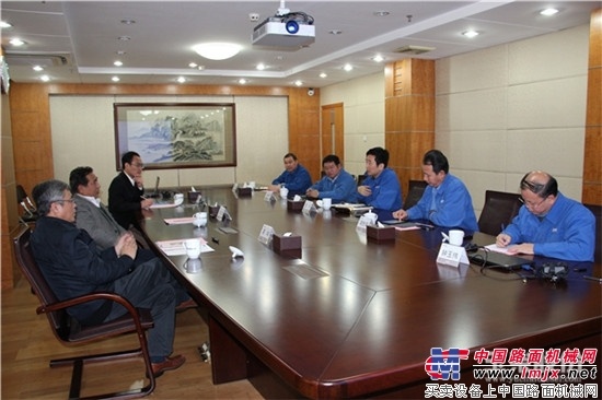 晏平会见东风汽车公司副总经理童东城