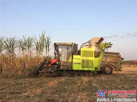 创新引领，中联重科甘蔗收获机在广西大量上市
