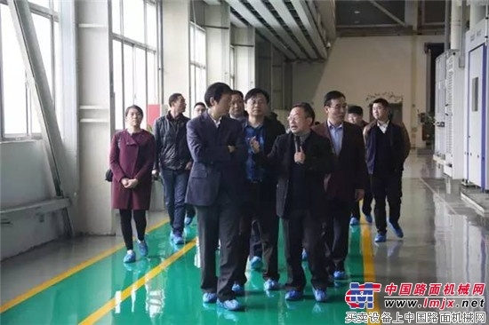 安徽省经信委副主任王厚亮到华菱星马参观调研