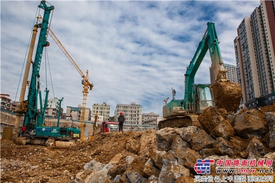 为何SUNWARD独霸此地？来看看施工方怎么回答