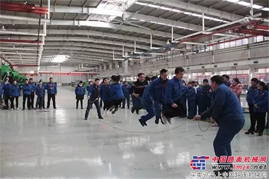山东常林农装公司举行“迎新春”趣味文体活动