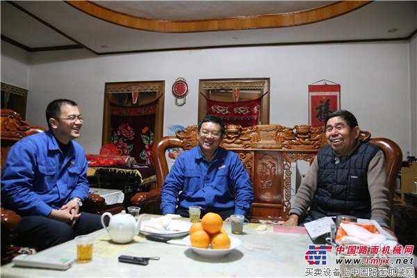 玉柴股份总裁吴其伟慰问退休老干部