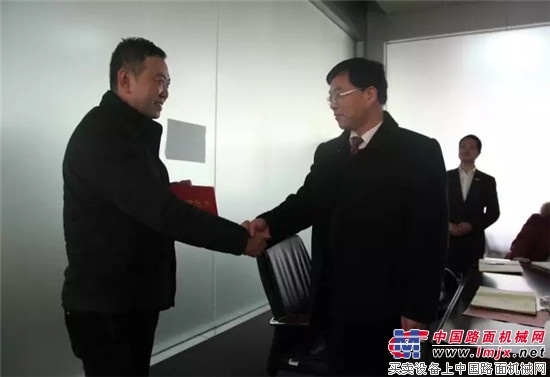 盾安重工召开2017年营销大会