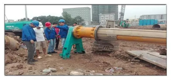 在越南为十台旋挖钻机做“保姆” 的日子