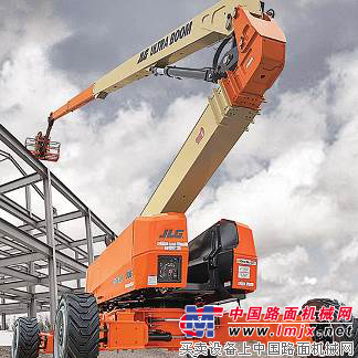 JLG（捷尔杰）1500AJP曲臂式高空作业平台荣膺中国工程机械年度产品TOP50称号