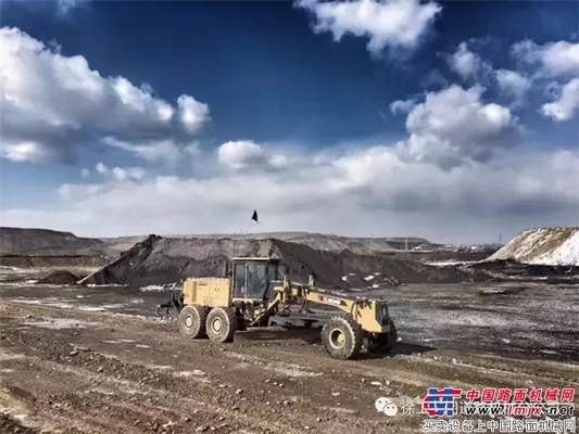 徐工GR3505平地机助力平朔露天矿