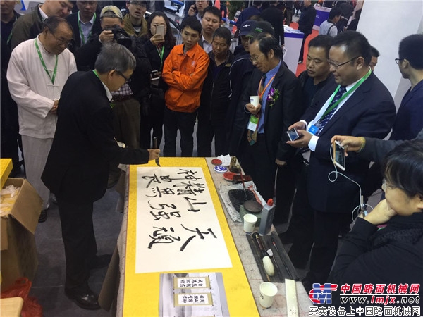 徐工基础五款前瞻新品惊艳第21届中国国际非开挖展