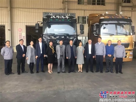 顺丰控股集团CFO伍玮婷一行来华菱星马考察