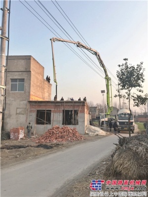 中联重科首台40米4.0混凝土泵车安徽施工 助力新城镇建设